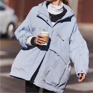 NWOT Free People Billie Boxy Lightweight Insulated Jacket M L Transitional Casua